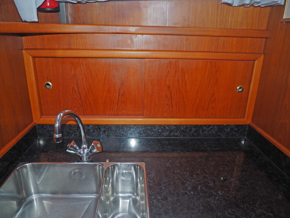 Fore ship, Accommodation